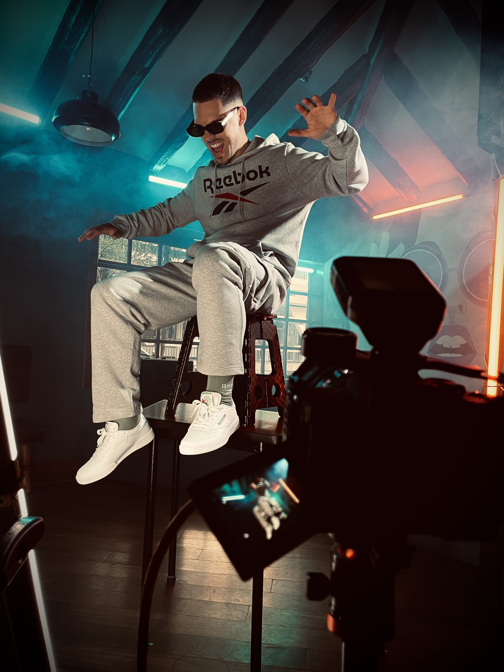 Detrás de cámaras de la campaña Reebok, sesión fotográfica en estudio.